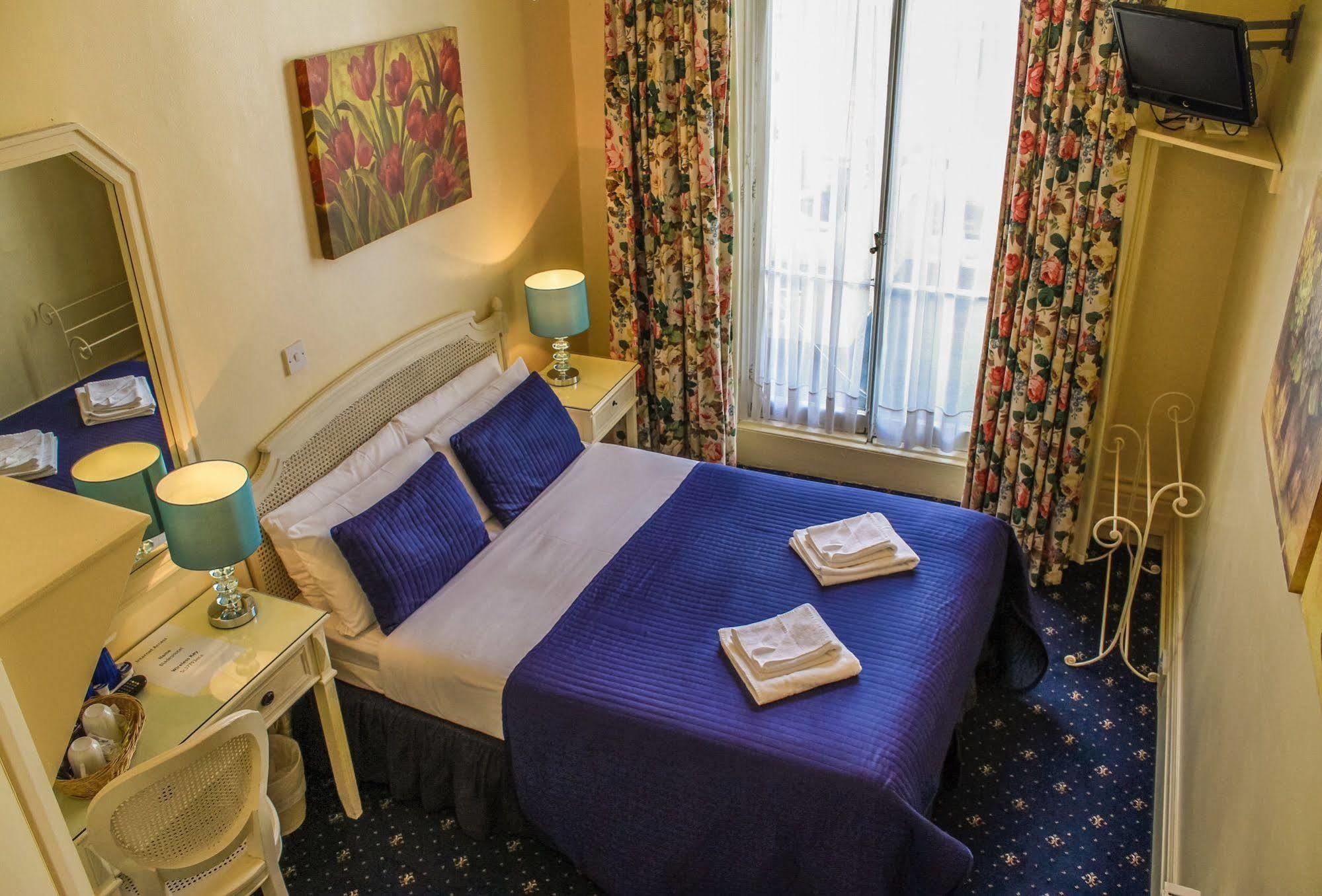 Blades Hotel London Luaran gambar